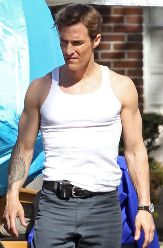 Matthew McConaughey Looks Really Good With A Side Part On Set Of True